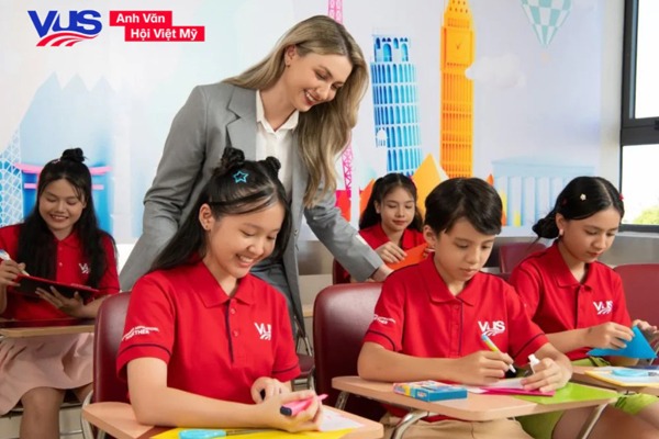 CHO THUÊ NHÀ MỞ TT TIẾNG ANH TẠI VINHOMES GLOBAL GATE CỔ LOA